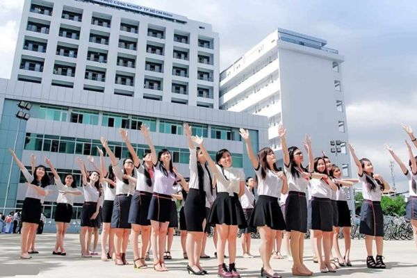 Sinh viên trường Đại học Công nghiệp 