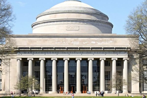 Học viện Công nghệ Massachusetts