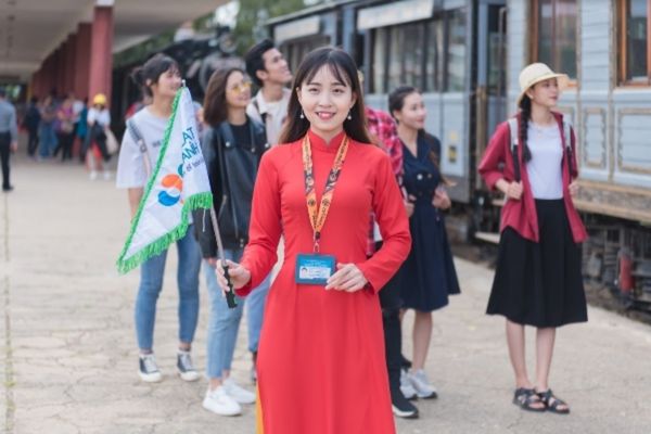 Hướng dẫn viên du lịch Việt nam
