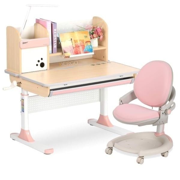 Bàn học phối hợp với phụ kiện học tập